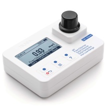 Fotómetro de cloro, dureza total, hierro y pH: kit que incluye maletín de transporte y estándares CA